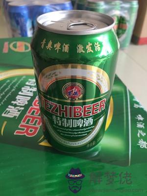 青島啤酒多少錢一箱:瓶裝青島啤酒多錢一箱