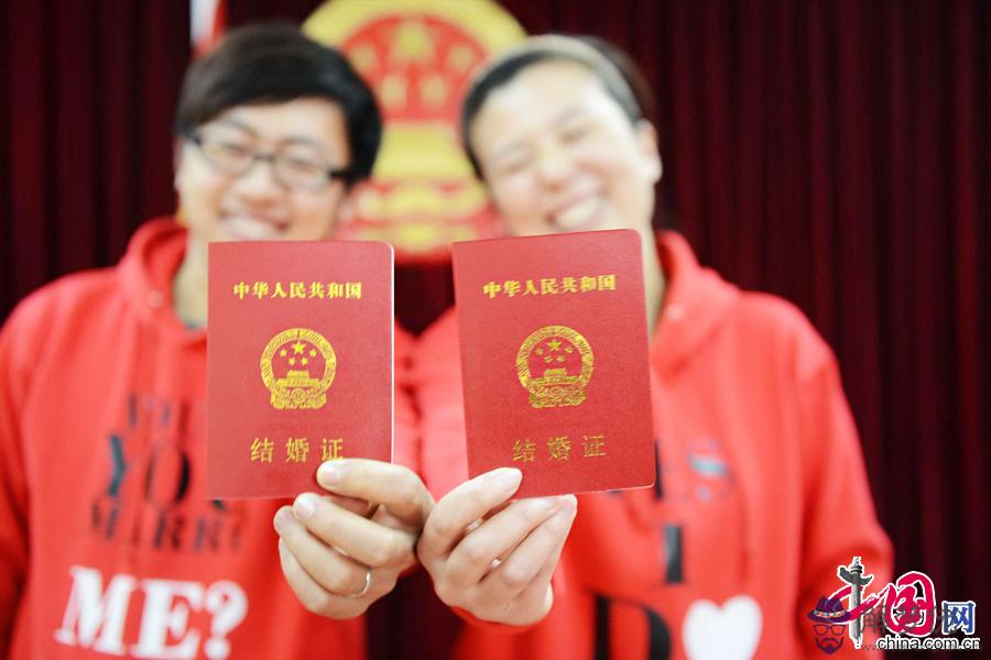 先領證還是先辦婚禮:山領證一定要婚檢嗎 可以不做?