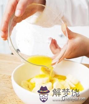 香蕉面膜怎麼做:酸奶加香蕉面膜怎麼做?