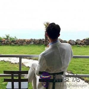 男士頭像成熟霸氣的:霸氣的情侶頭像,誰有?看著,成熟的,