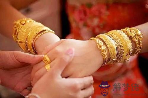 訂婚三金是哪三金:結婚三金是什麼哪三金?一定要買嗎?