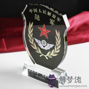 相聚總是短暫的句子:描寫美好的時光總是很短暫詩句有哪些?