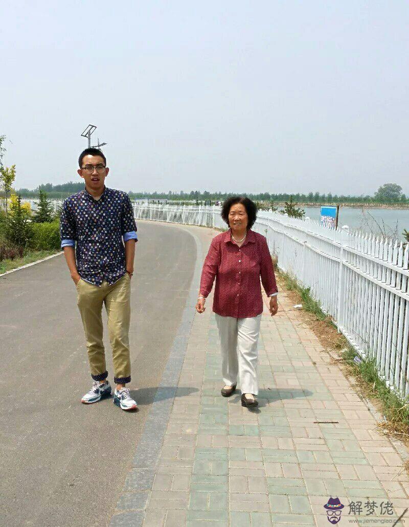養兒方知父母恩。 樹欲靜而風不止,子欲養而親不在。這話什麼意思