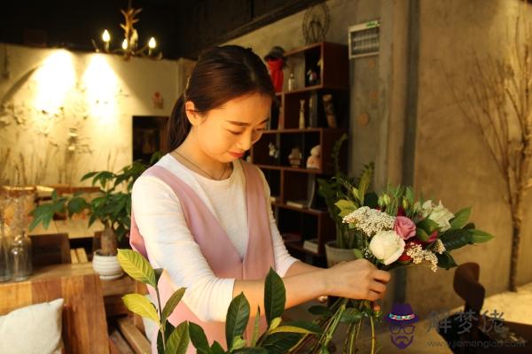 千萬別做花藝師:怎麼花藝師?考取難不難?