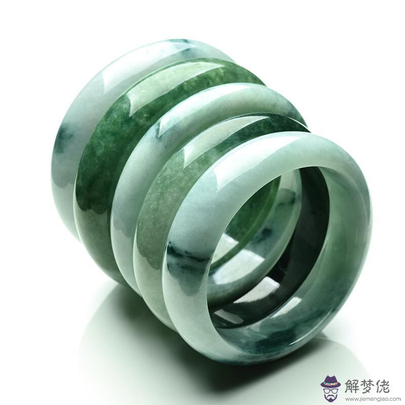 玉手鐲怎麼挑選:如何挑選玉手鐲?