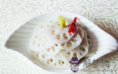 皮膚粗糙怎麼保養:女生皮膚粗糙怎麼保養