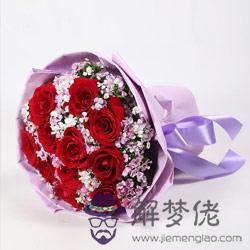 11朵紅玫瑰代表什麼:11朵玫瑰花的花語是什麼?