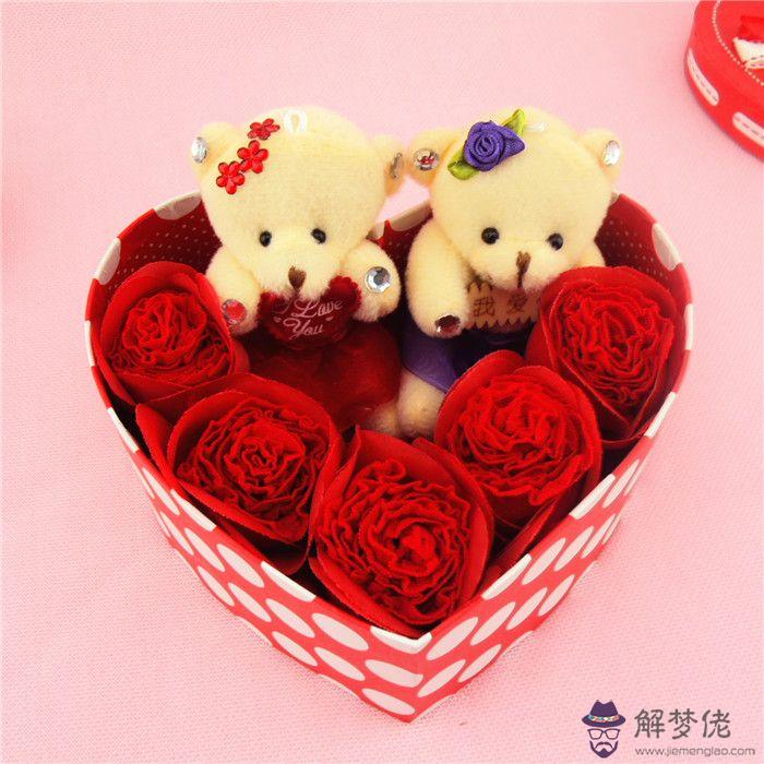 老婆生日禮物送什麼好:老婆30歲生日。送什麼禮物好呢?