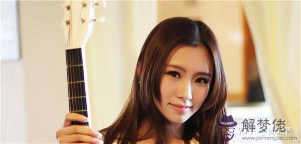 哄女朋友開心的小套路:哄女朋友開心的套路有哪些?