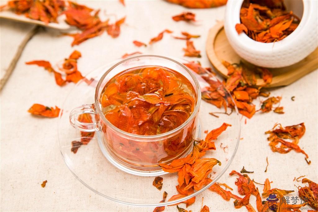 晚上適合喝什麼茶:晚上適合喝什麼花茶或茶