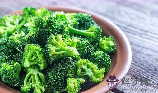 西蘭花不能和什麼一起吃:西蘭花不能和什麼一起吃 西蘭花和什麼食物相克