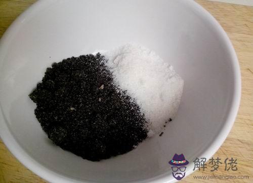 長白頭發吃什麼能變黑:吃什麼食物白頭發可以變黑?