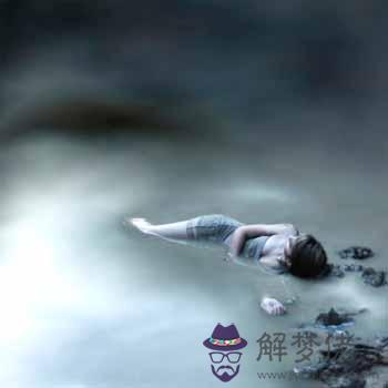 女人夢見自己懷孕:已婚女人夢見懷孕肚子有點小還感覺有胎動