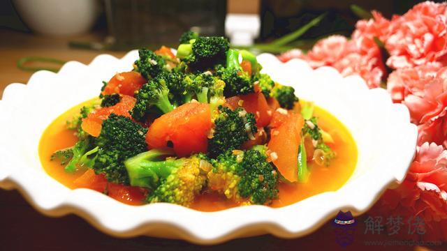 簡單好吃的家常素菜:家常菜做一些什麼菜比較簡單好吃?