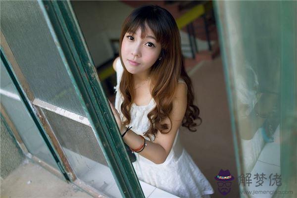 女孩名字屬水寓意又好:屬水女性好聽的名字有那些