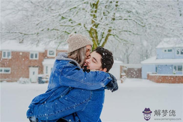 屬兔和屬鼠的合不合 在一起相配嗎