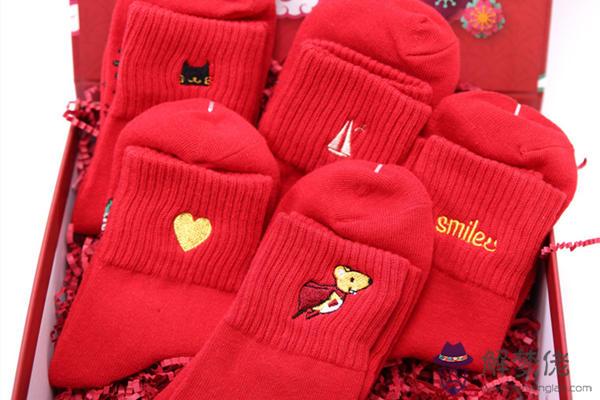 本命年買什麼送老公好